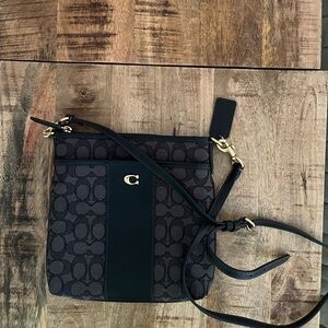 Coach hand bag